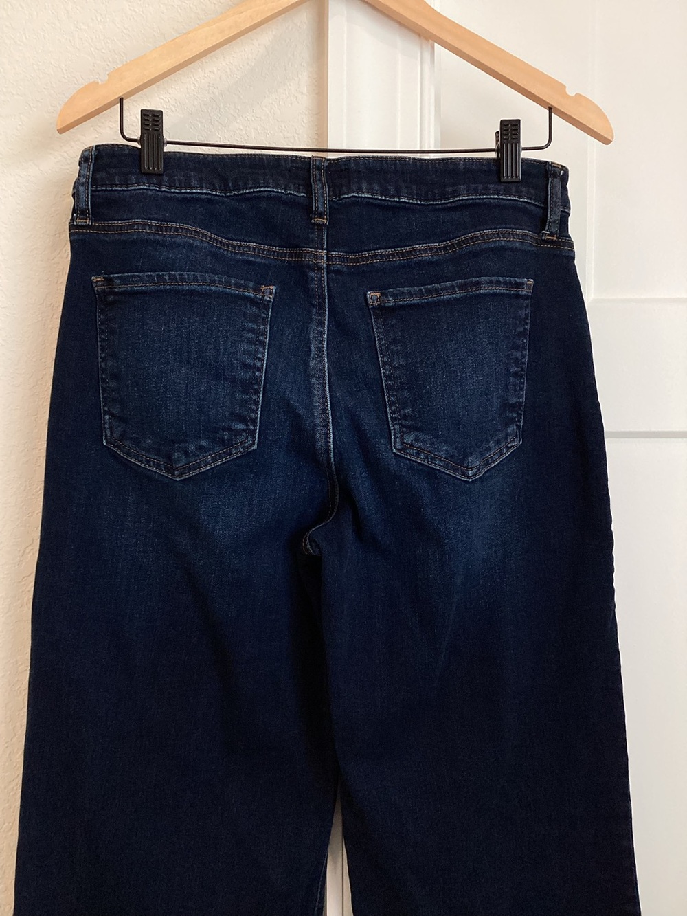 KUT From the Kloth Wide Leg Meg Jean High Rise Button Patch Pocket 8 Dark Rinse - Picture 7 of 12